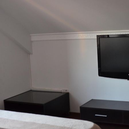 Vila Cu Trandafiri Cozy Apartments 2 Camere Bragadiru 외부 사진